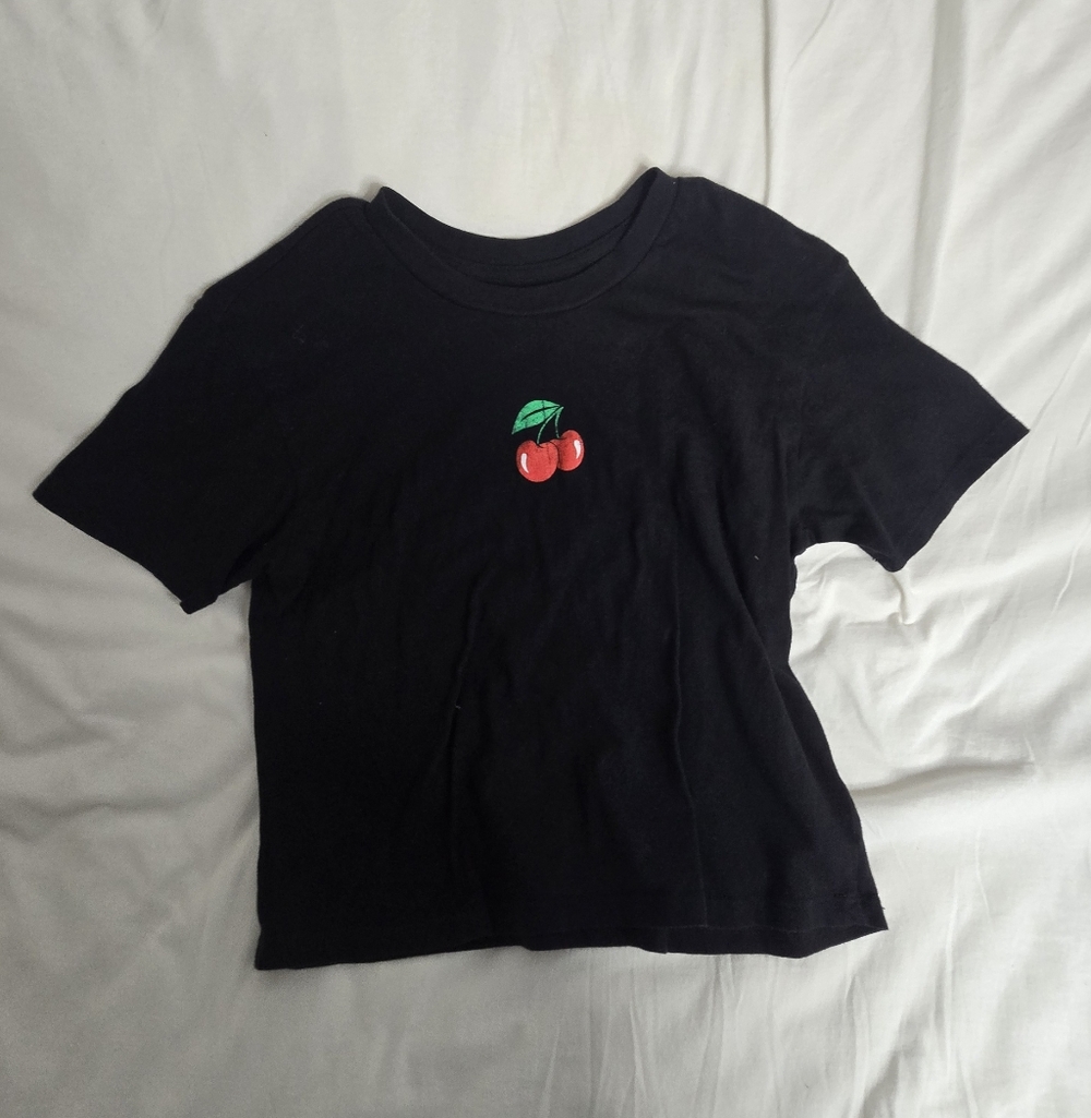 Black Women's Cherry T-Shirt Used - see description